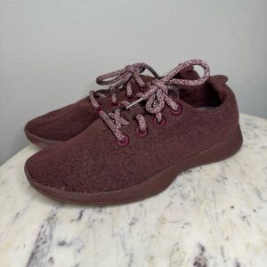 Allbirds Merino Wool Sneakers Size 7
Burgundy shoes lace up MAKE ME AN OFFER!